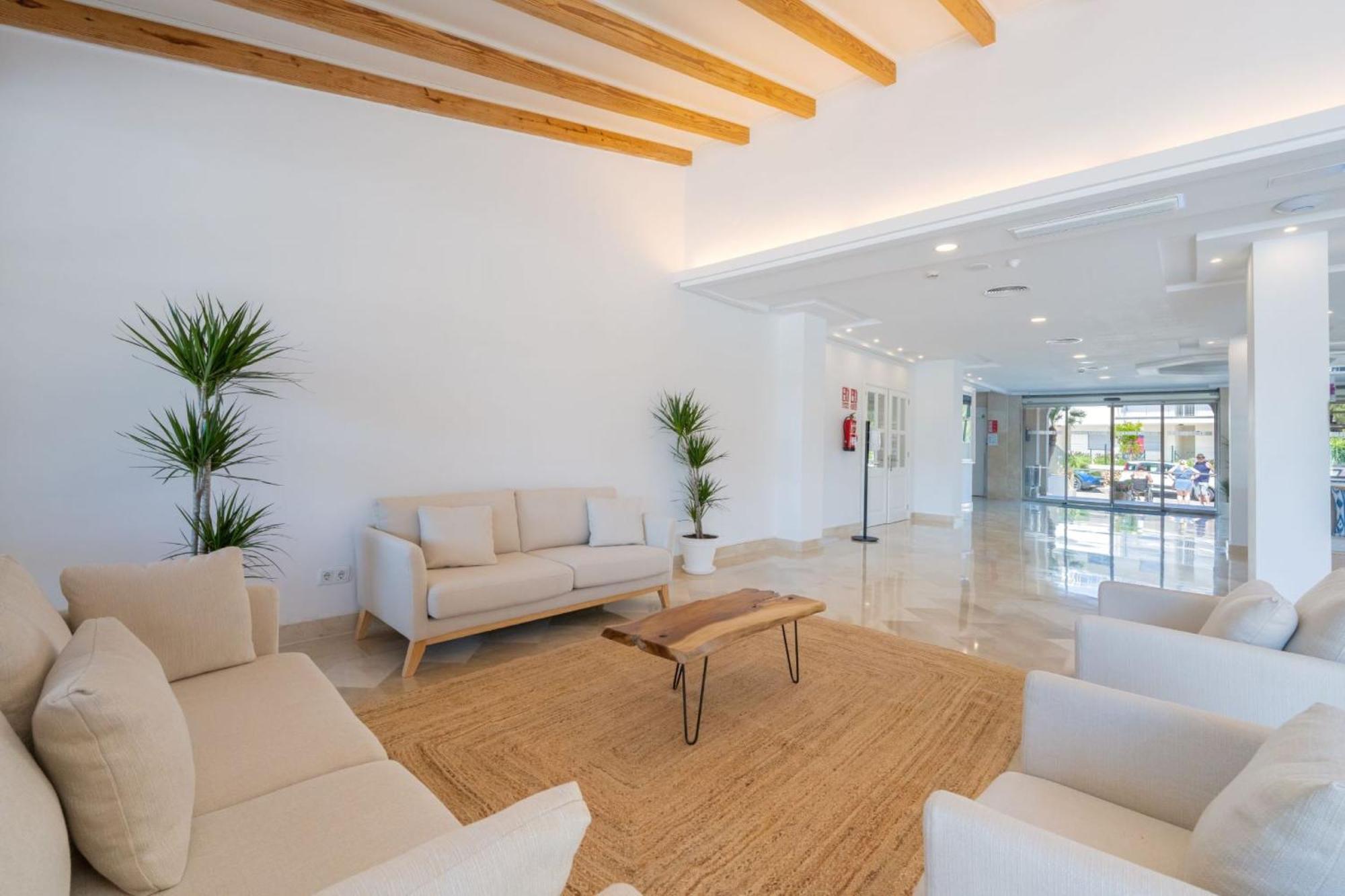 Ferrer Lime Isabel Hotel apartamentowy