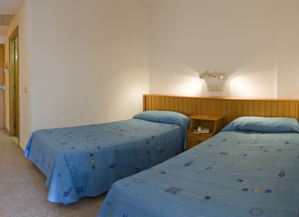 Ferrer Lime Isabel Hotel apartamentowy Cala Bona (Mallorca)